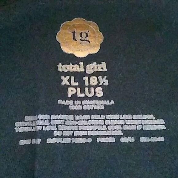 Total Girl XL 18½ Plus Long-Sleeve Black Shirt "WOW" Rainbow Heart Graphics - Picture 5 of 5